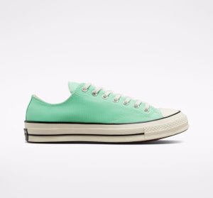 Green / Black Women's Converse Chuck 70 Canvas Low Tops | VZI-624357